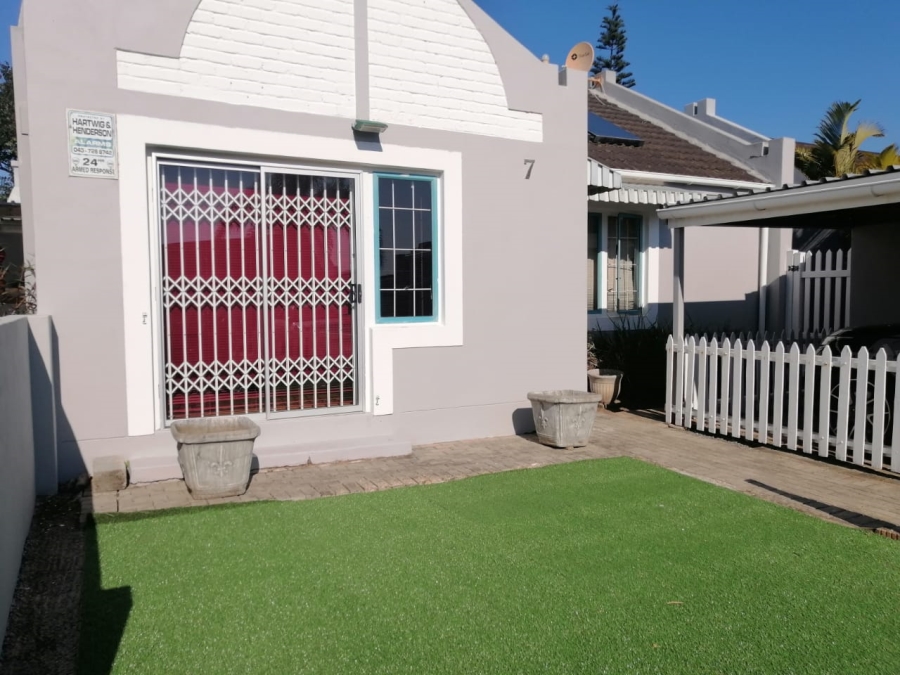 2 Bedroom Property for Sale in Abbotsford Eastern Cape